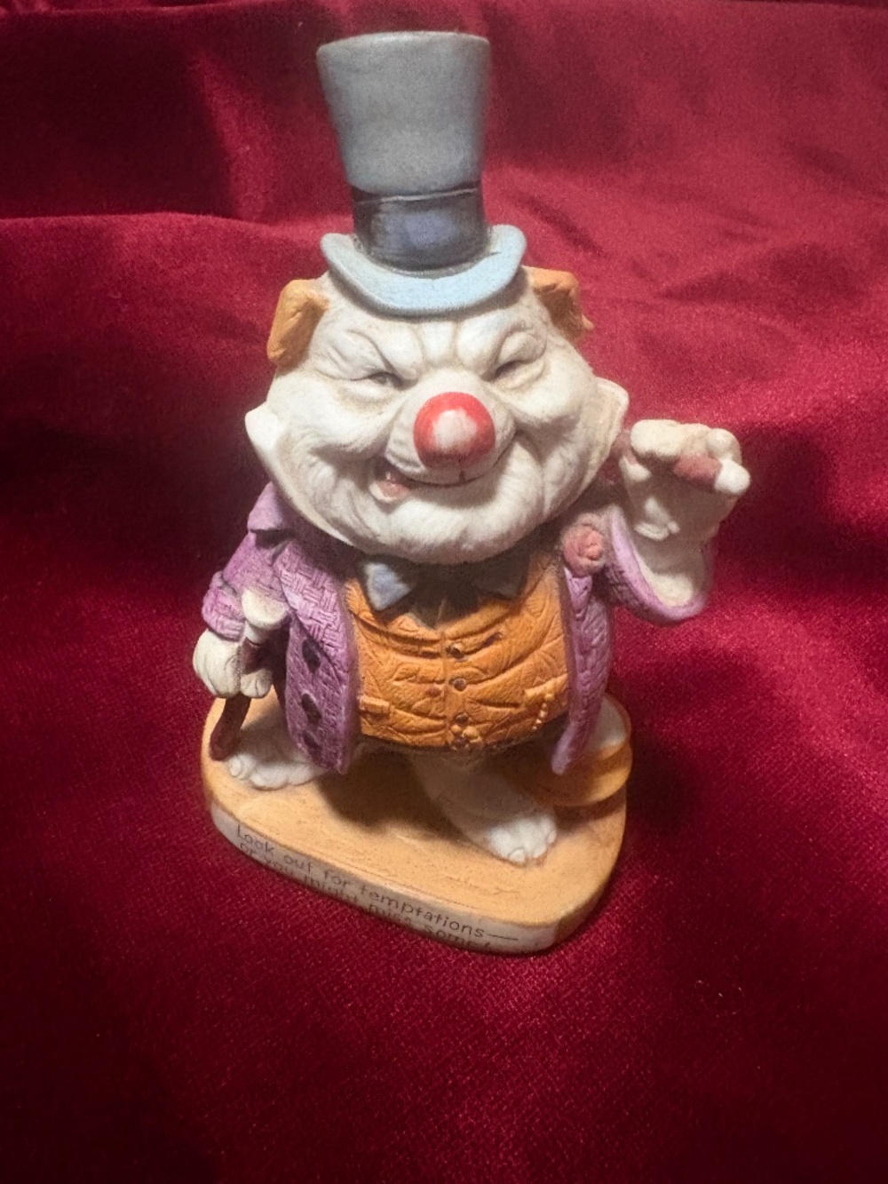 Vintage Anthropomorphic Pig Figurine with Quote - Picture 3 of 6